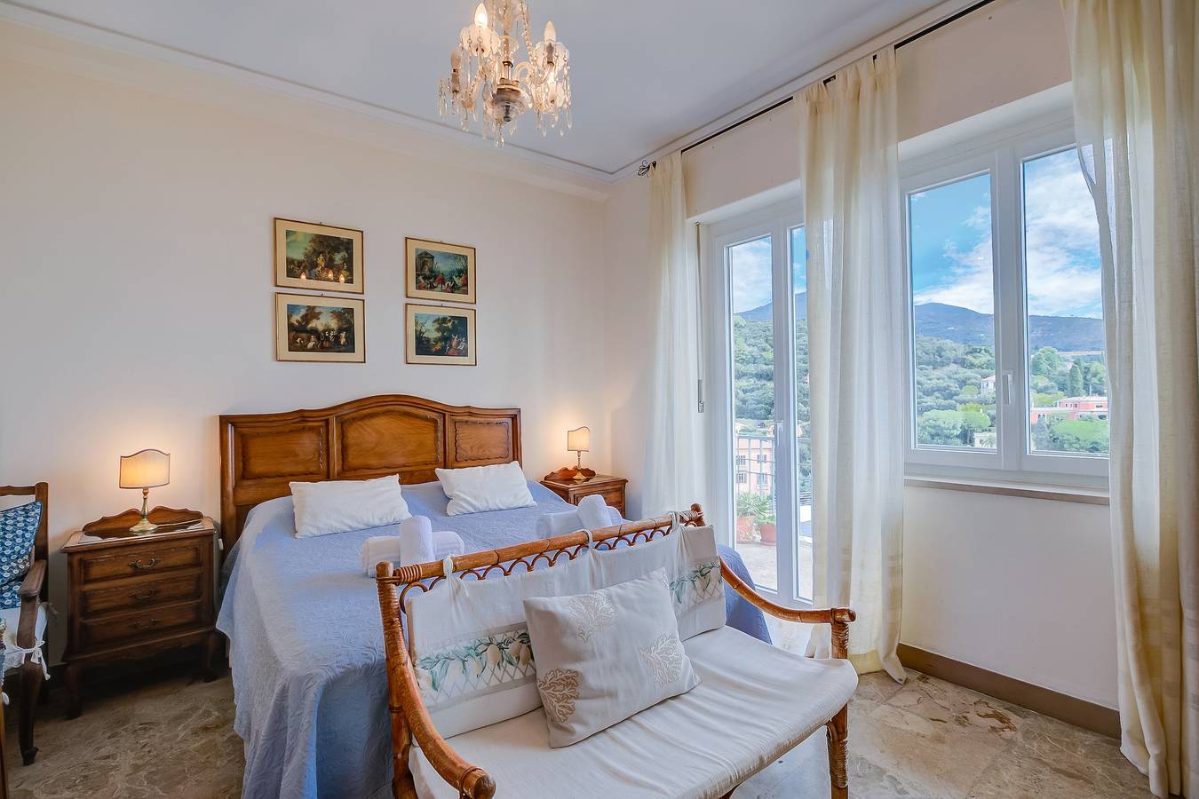 Appartement entier, Simply Romantic Sea View in Alassio, Riviera di Ponente
