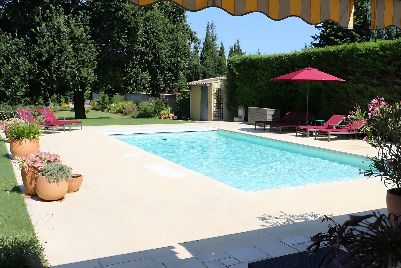 Ferienhaus 'Maison Les Hirondelles' mit Gemeinschaftspool, Wlan und Klimaanlage in Mirabel-aux-Baronnies, Nyons und Umgebung