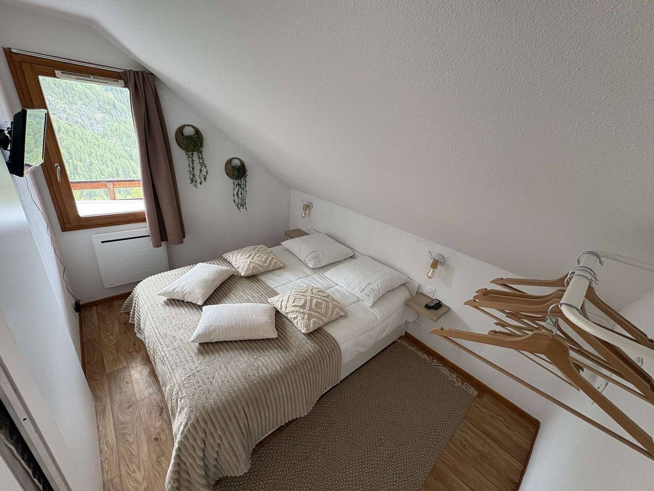 Appartement de vacances entier, Résidence le Bois Méan 2 pièces 4 personnes entièrement rénové in Les Orres, Parc national des Écrins