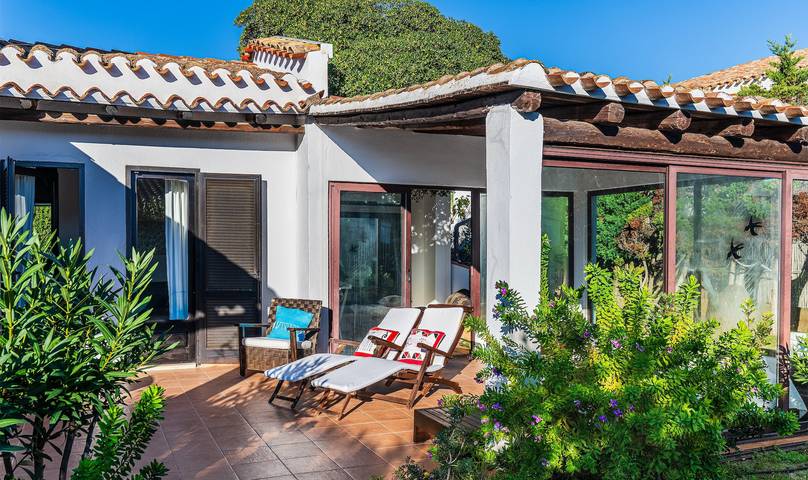 Villa pour 6 personnes, avec jardin à Costa Rei