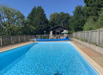 Gîte pour 4 personnes, avec piscine et jardin à Gorses