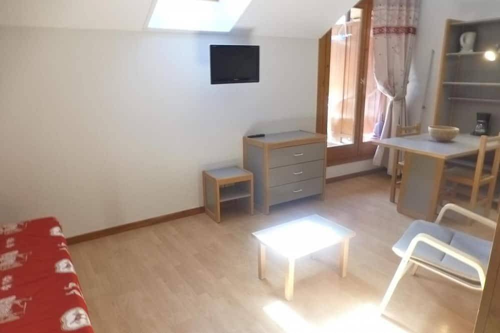 Appartement entier, 50m du centre station, 5ème étage, balcon, 25m², Brides Les Bains in Brides-les-Bains, Massif de la Vanoise