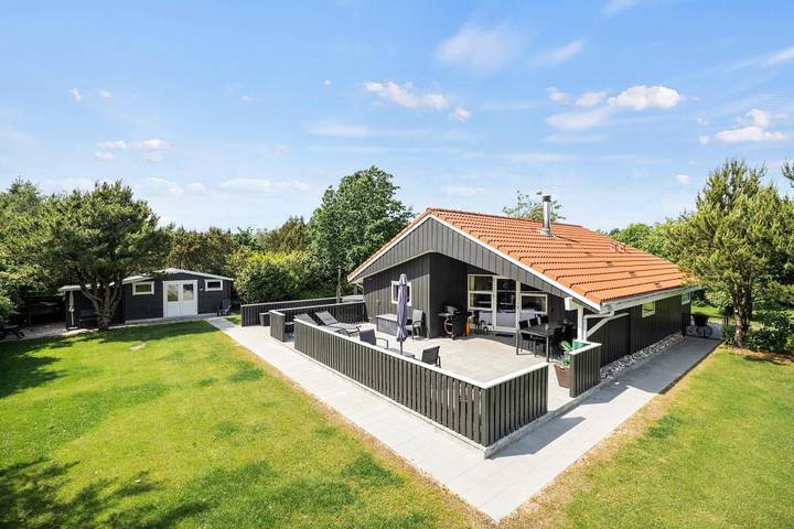 Villa für 6 Personen, mit Balkon/Terrasse und Sauna in Jegum