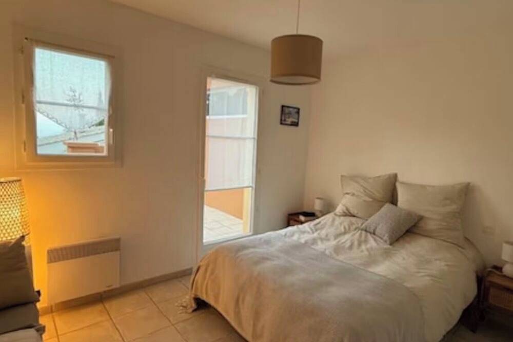Appartement entier, Bel appartement 3 chambres in La Garde-Freinet, Côte méditerranéenne (France)