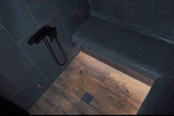 Location de vacances pour 5 personnes, avec jardin à Crots - 2