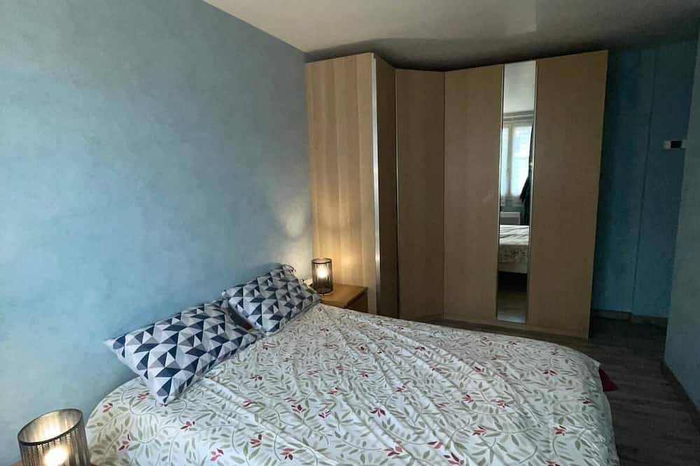 Appartement entier, Beau F4 familial proche d'Orly et Paris in Ris-Orangis, Essonne
