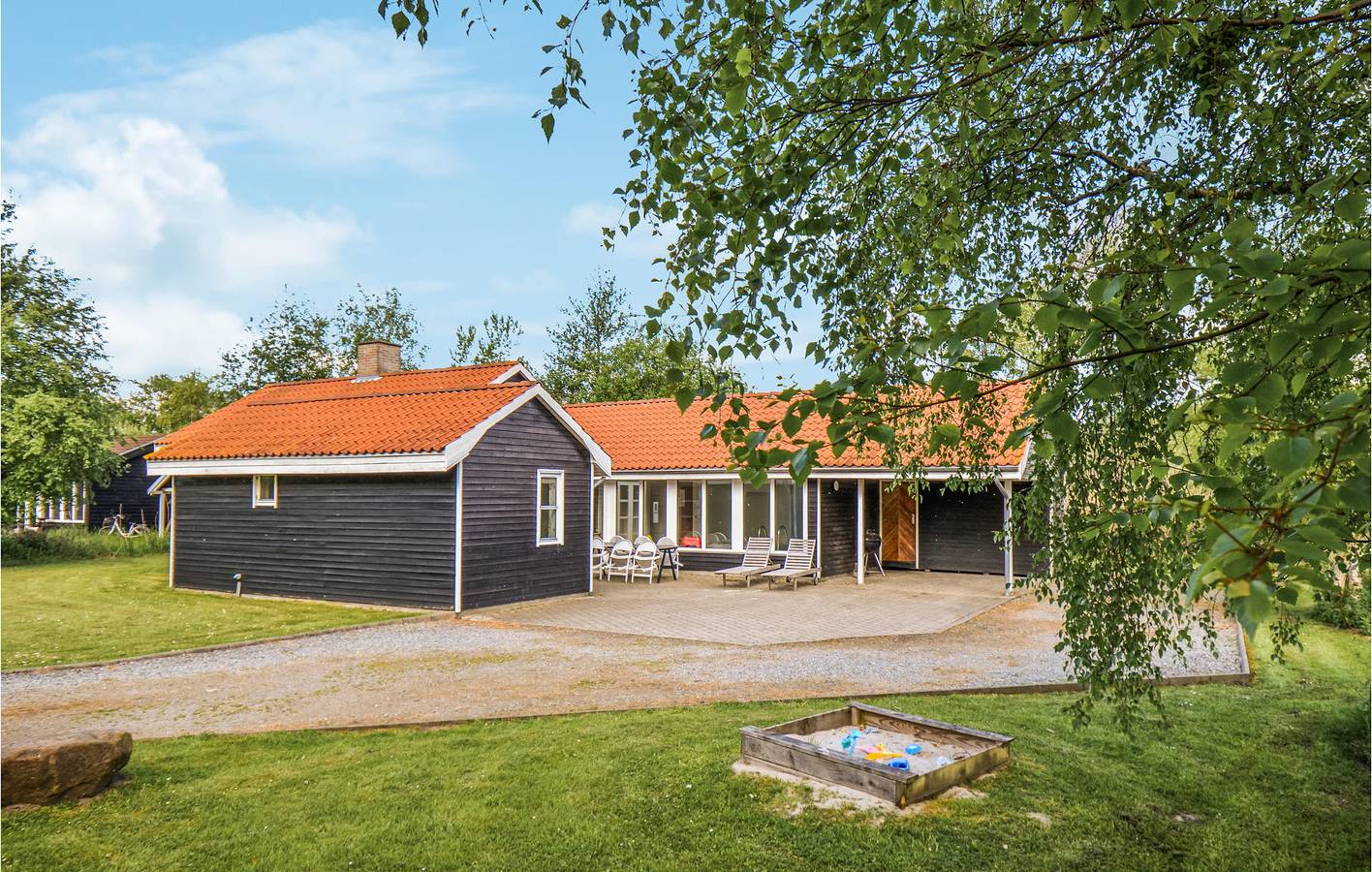 Feriehus for 8 personer med jacuzzi in Øerne, Ebeltoft