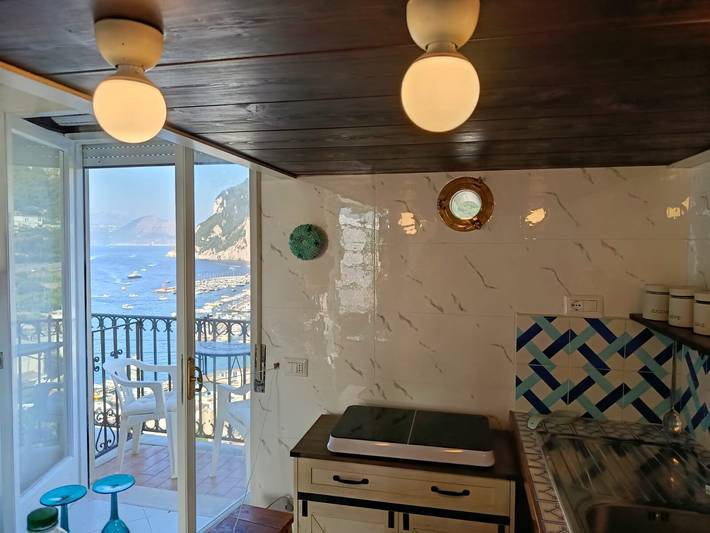 Casetta del Custode mit Meerblick, Wlan und Klimaanlage in Spiaggia Libera di Marina Grande, Capri