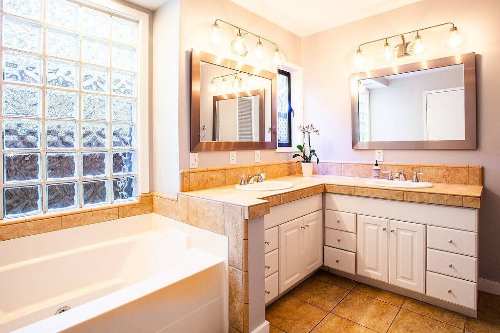 Haus am Broadway am Plaza mit eigenem Pool in Sonoma, California North Coast