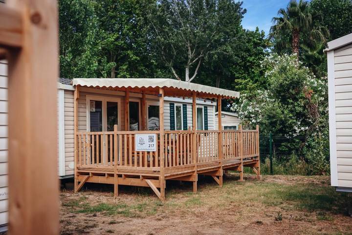 Camping para 6 personas, con jardín y piscina en La Côte Vermeille