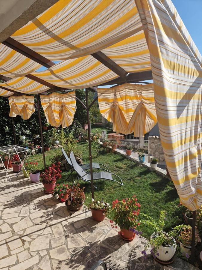 Maison d’hôte pour 2 personnes, avec vue ainsi que jardin et terrasse