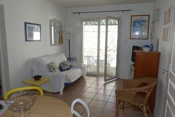 Gîte pour 2 personnes, avec jardin et terrasse dans Office De Tourisme De Saint Martin En Re