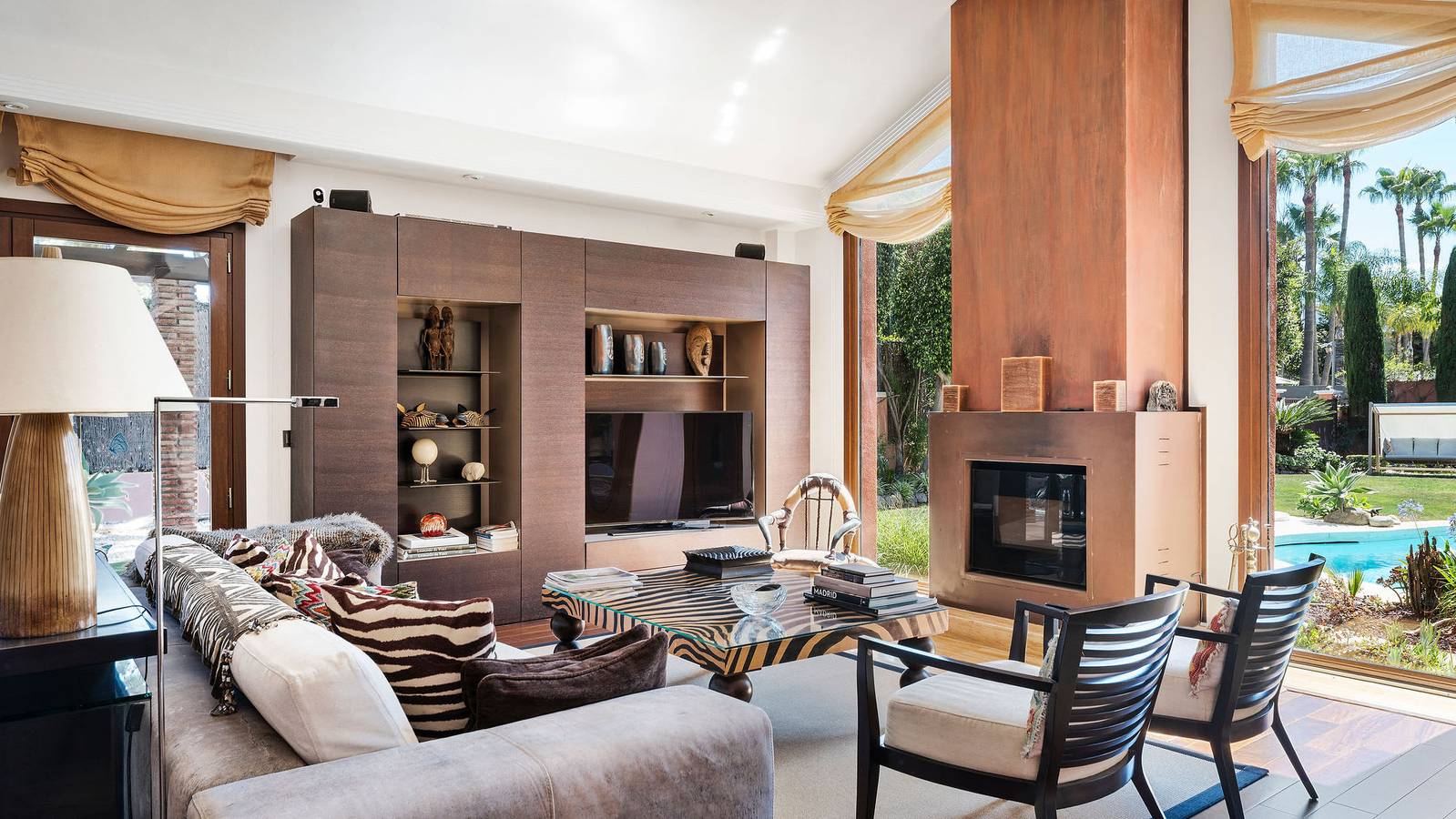 Villa Bali | Puente Romano Luxury Beach Pool in Golden Mile, Marbella