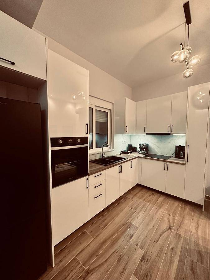 Gîte pour 4 personnes, avec jardin dans Gytheion