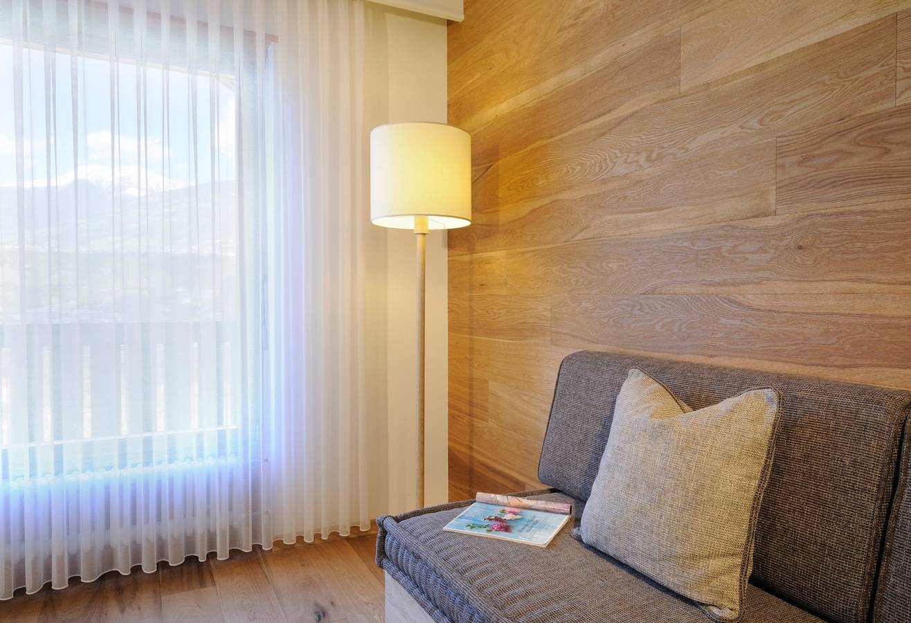 Entire apartment, Apartment 'Pazeider 306' with Mountain View, Wi-Fi and Air Conditioning in Marling, Ortler Alps