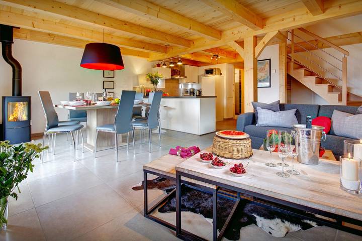 Chalet pour 8 personnes, avec Balcon ainsi que Terrasse et Jardin à La Clusaz