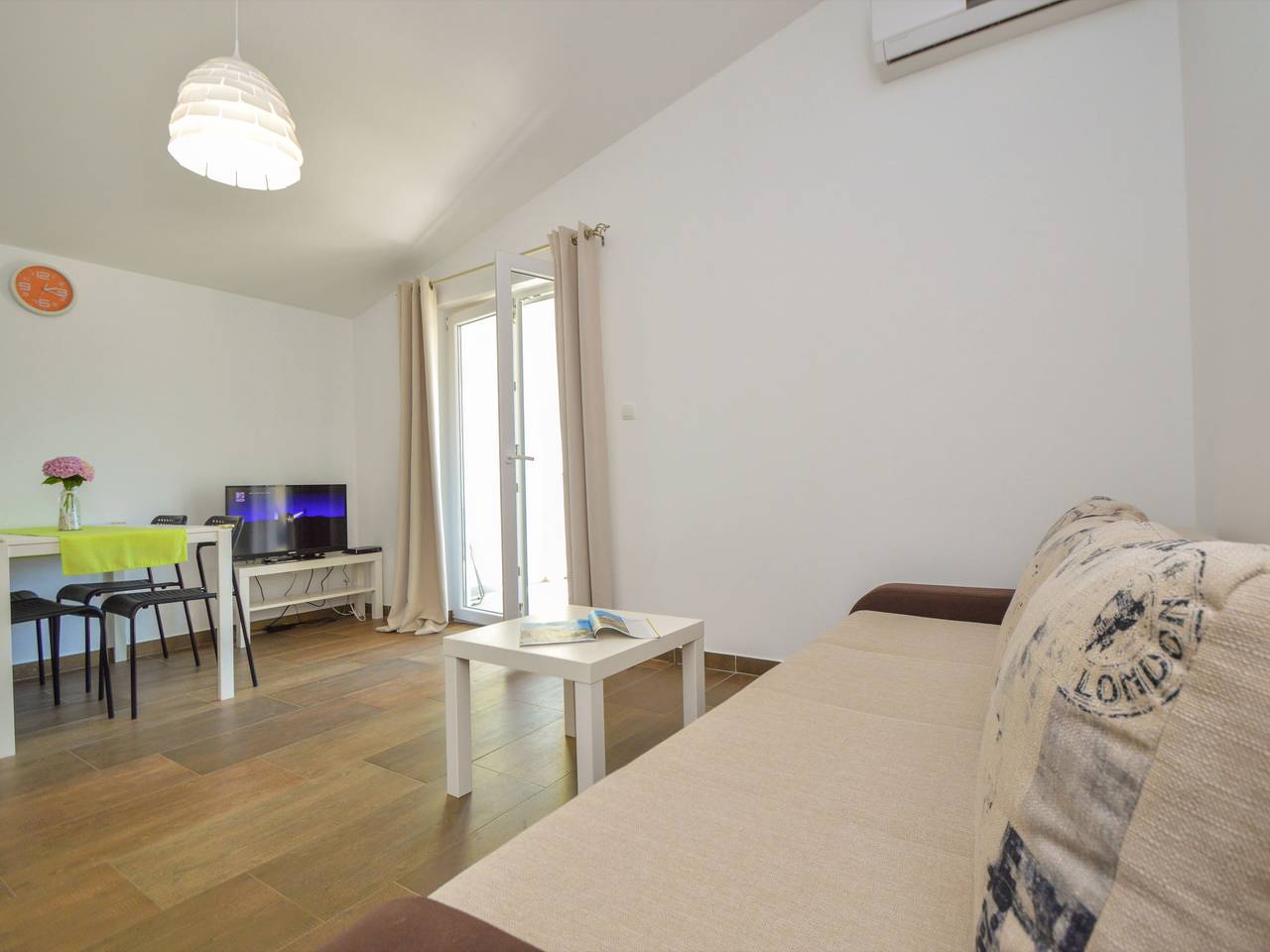 Ganze Wohnung, Ivka in Tribunj, Šibenik-Knin