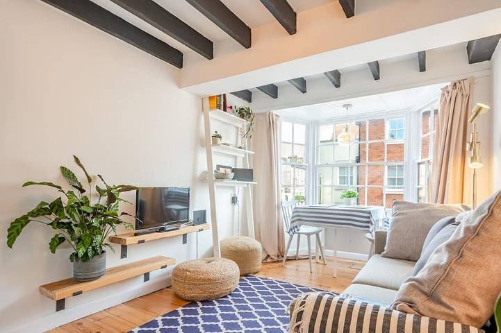 Glamping for 2 people, with terrace in Canterbury