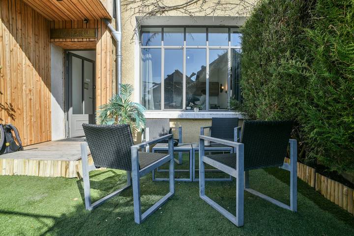 Gîte pour 4 personnes, avec jardin à Le Pin (Isère)