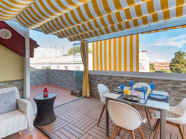 Appartamento per 4 persone, con terrazza, adatto a famiglie con bambini in Fuengirola