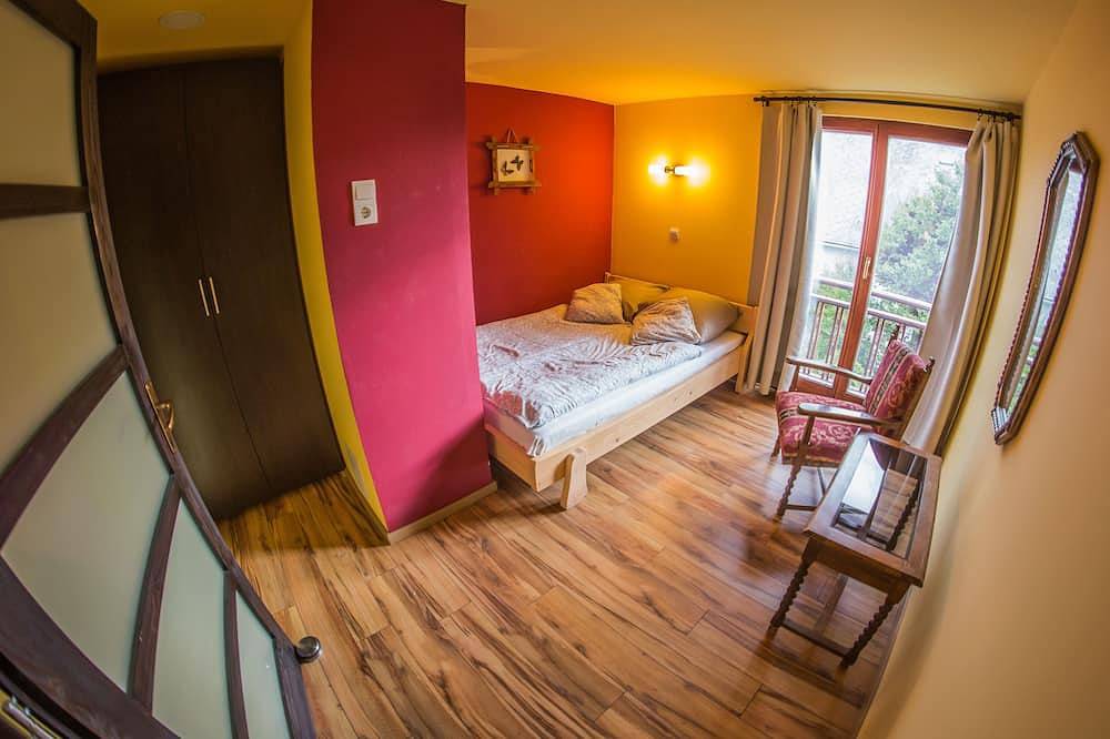 Das Botond House ist ein Verlag, der 200 m vom Plattensee entfernt liegt in Balatonfüred, Balatonfüredi járás