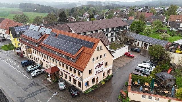 Hotel für 3 Personen, mit Garten und Sauna in Böhmenkirch