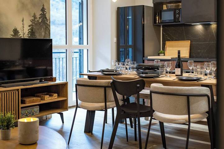 Ferienwohnung für 8 Personen, mit Balkon - 1