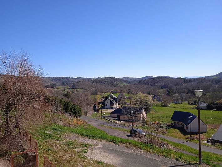 Ganzes Studio, L'Ecureuil Du Chateau in Murol, Regionaler Naturpark Volcans d'Auvergne