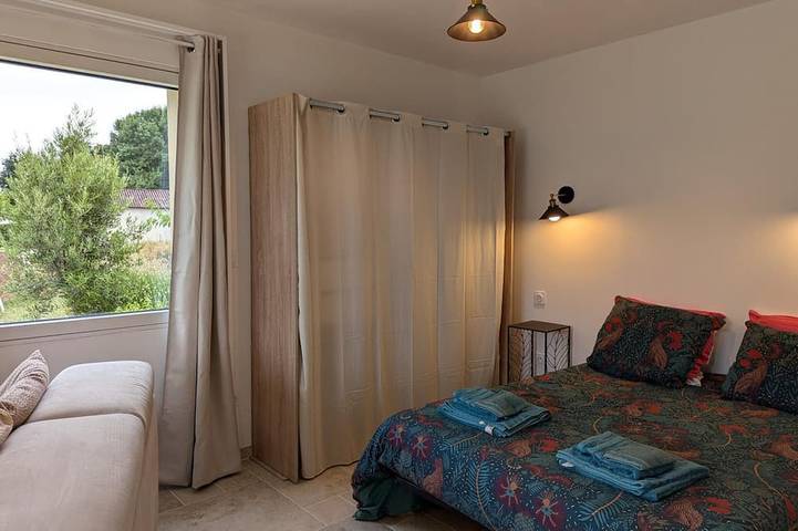 Gîte pour 2 personnes, avec jardin à Baignes-Sainte-Radegonde - 4