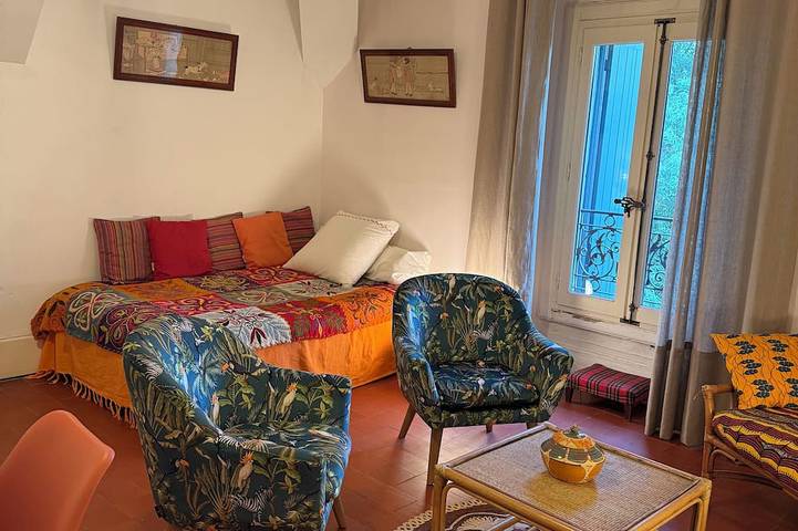 Appartement entier, Appartement 1 dans une maison d'écrivain classée 2 étoiles in Sommières, Côte méditerranéenne (France)