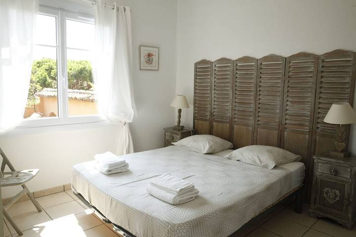 Location de vacances pour 4 personnes, avec piscine ainsi que jardin et terrasse, animaux acceptés dans Plage de la Garonnette - 2