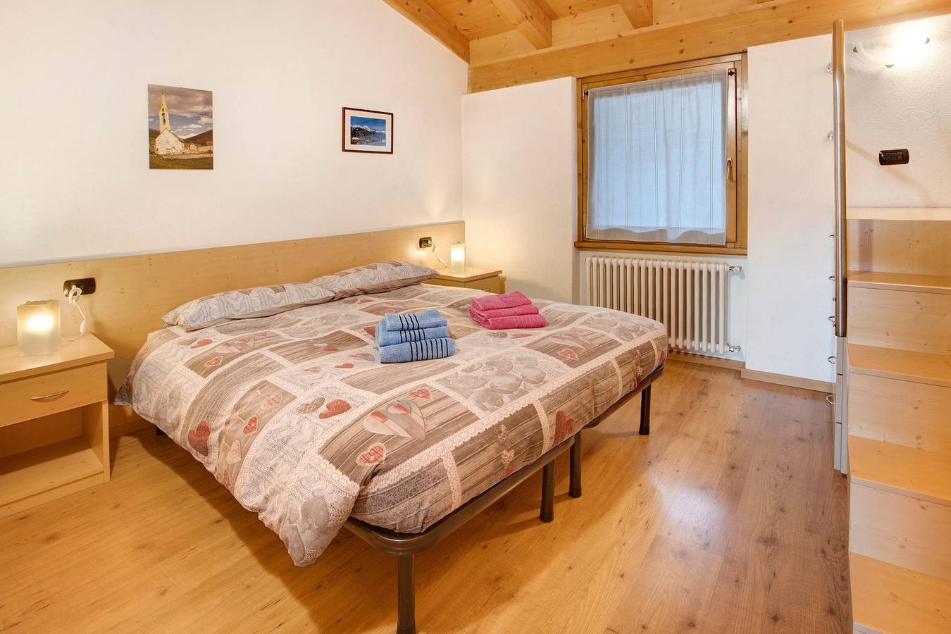 Appartamento intero, Appartamento "Bucaneve" con vista sulle montagne, terrazza privata e Wi-Fi in Isolaccia, Valdidentro