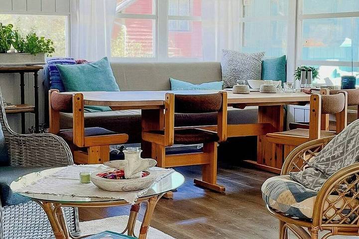 Ferienhaus für 8 Personen, mit Balkon und Garten in Halden