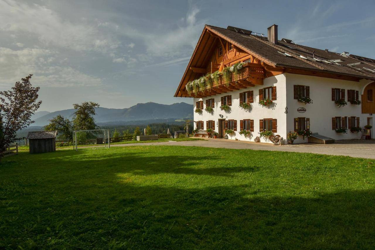 Ganze Wohnung, Biohof-Rechenmacher in Uffing, Das Blaue Land