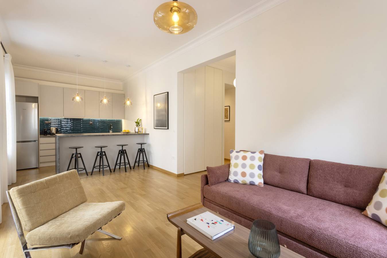 Entire apartment, Stylish 2Br pays homage to timeless charm in Central Section of Athens, Athens