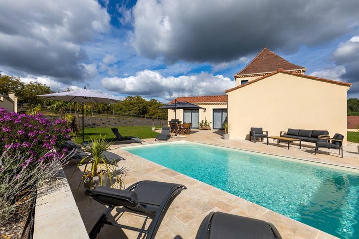Gîte pour 6 personnes, avec piscine