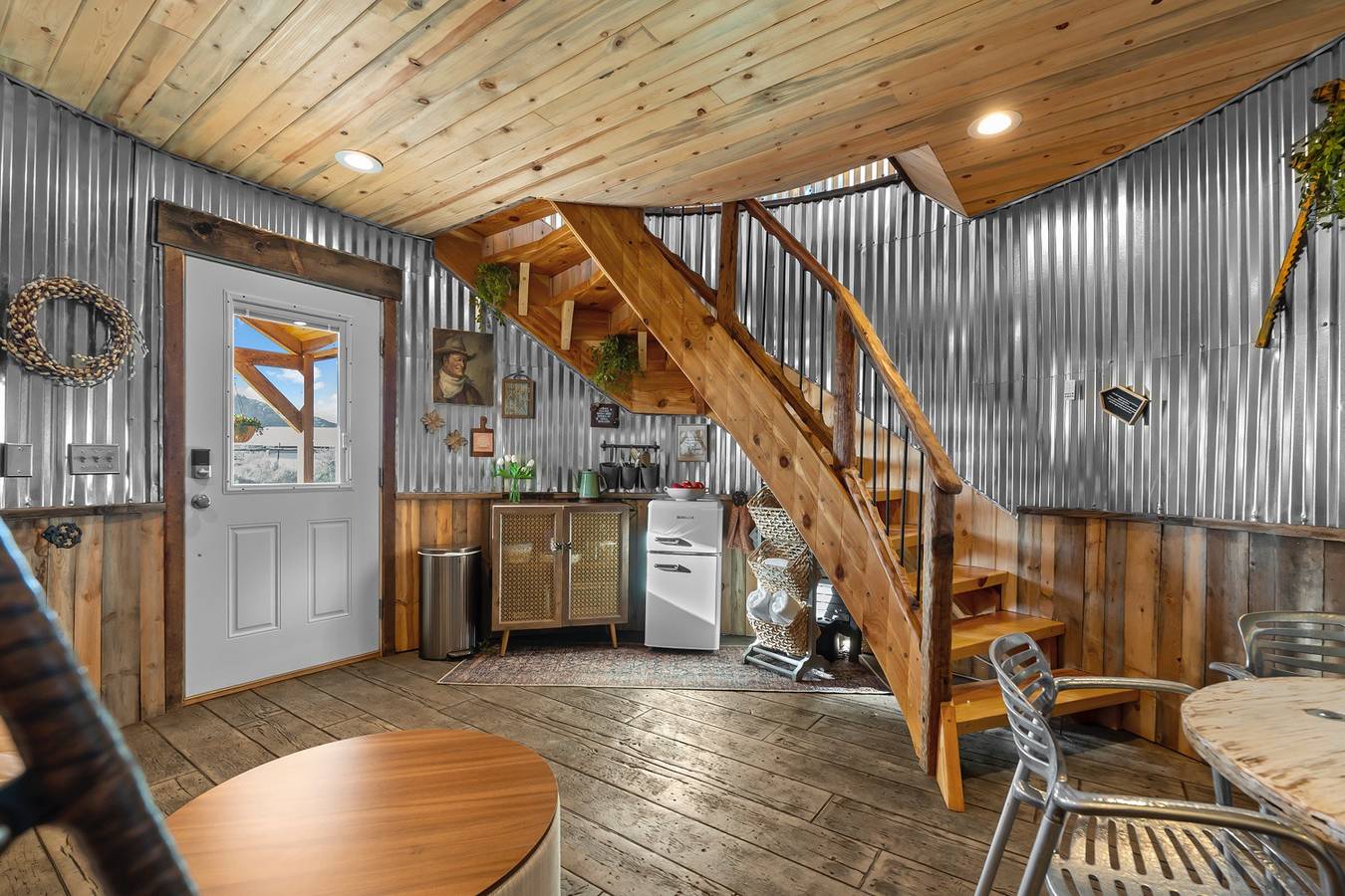 Southwest Silo Stay- 1 Bedroom Near Zion & Bryce in Mohave County