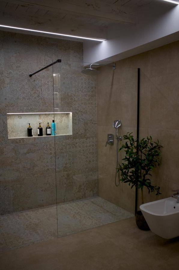 Casa rural para 16 personas, con piscina además de jardín y vistas en Sanlúcar la Mayor - 3