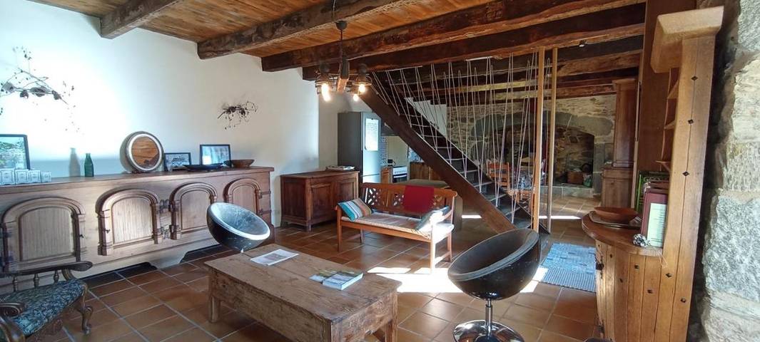 Location de vacances pour 10 personnes, avec Terrasse et Vue à Saint-Chély-d'Aubrac - 3