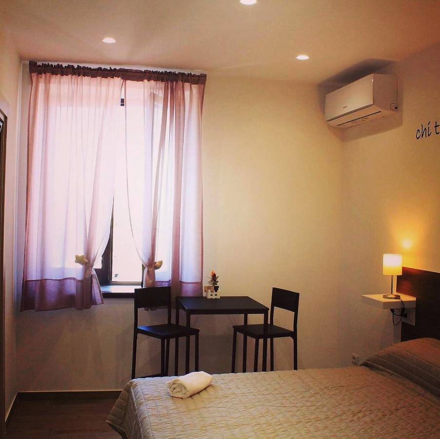 Double Room with Private Bathroom in Campi Flegrei, Pozzuoli