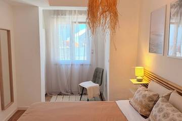 Vacation Rental for 4 Guests in Cascais, Costa Azul, Picture 3
