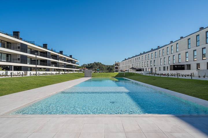 Casas e apartamentos de temporada para 4 pessoas, com piscina e terraço e ainda jardim no Parque Natural do Litoral Norte