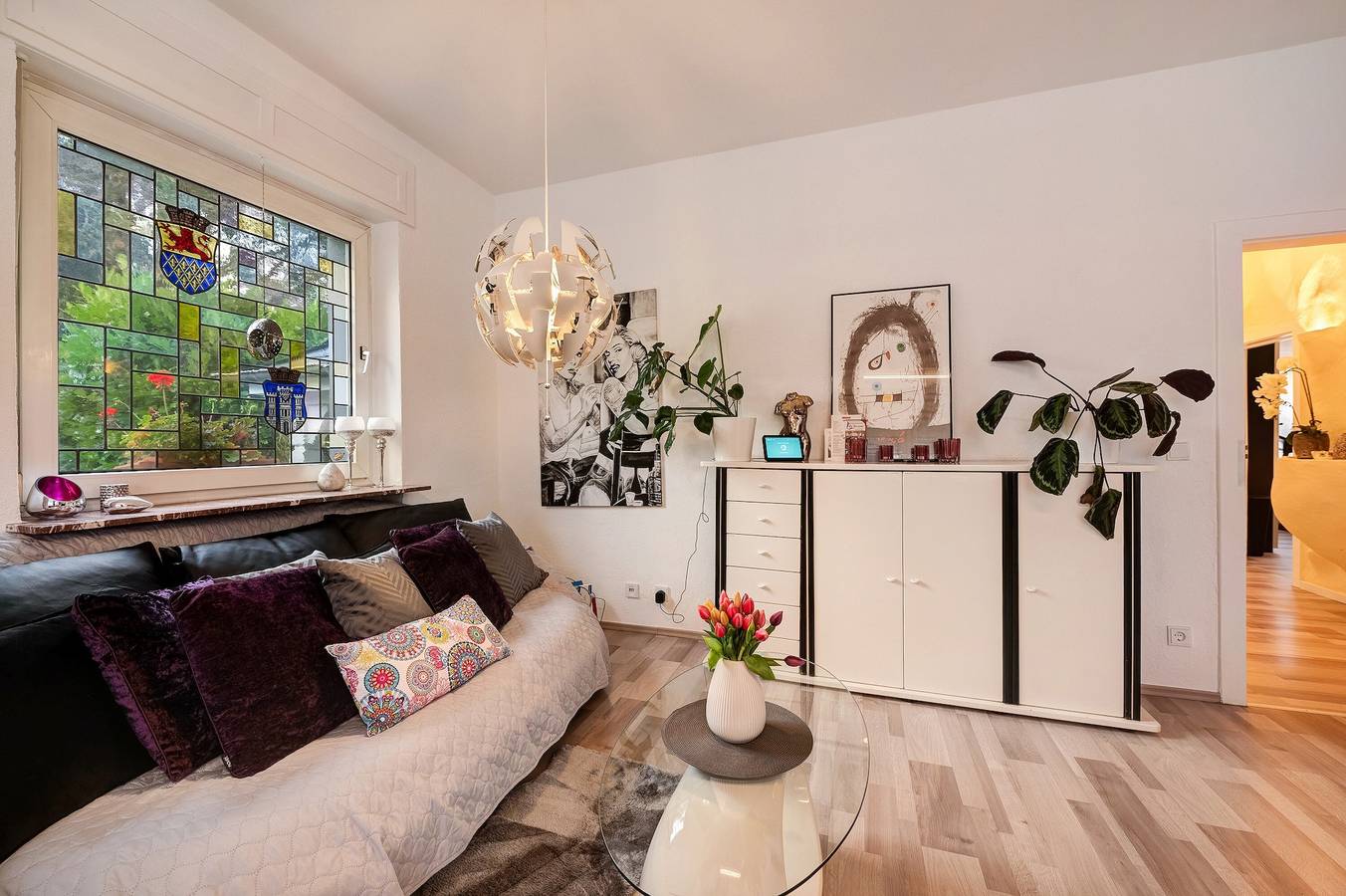 Geheel appartement, Appartement "Bettersleepat8" met Gedeeld Terras & Wifi in Limburg (Duitsland), Lahn-Taunus