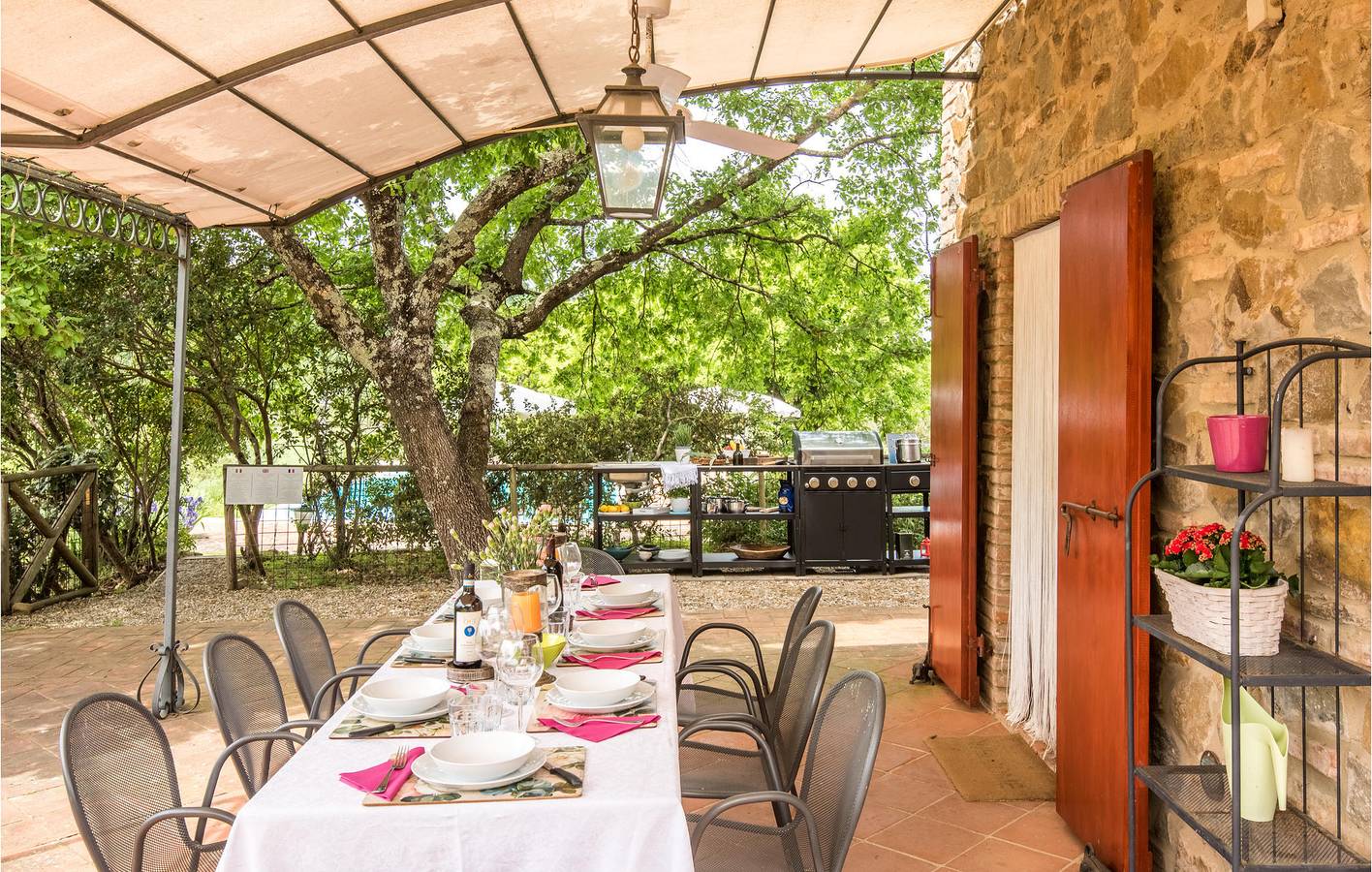 Luxuriöses Appartement: Pool, Garten, Internet in Rapolano Terme, Siena Provinz