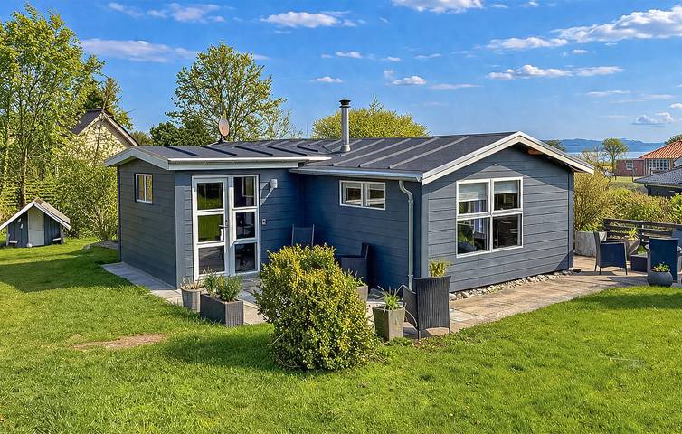 Ferienhaus für 4 Personen, mit Terrasse und Garten - 1