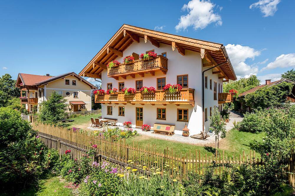 Ferienwohnung für 2 Personen in Chieming, Bayerische Alpen