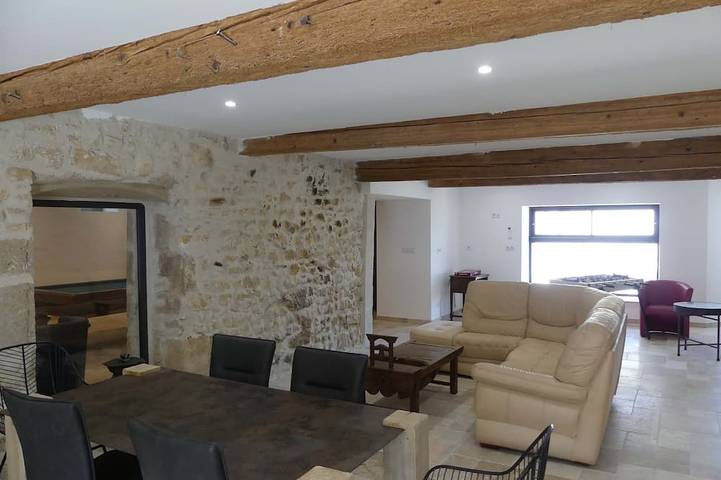 Chateau la Vidalle - Hermès, cottage with swimming pool in Vendres, Mediterranean Coast (France)
