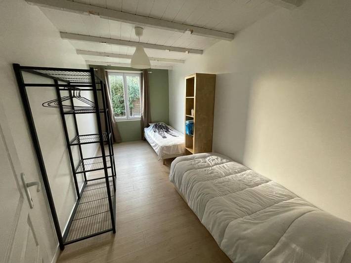 Gîte pour 4 personnes, avec jardin à Ardillières - 4