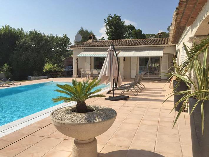 Location de vacances pour 6 personnes, avec jardin et piscine à Puget-sur-Argens - 4