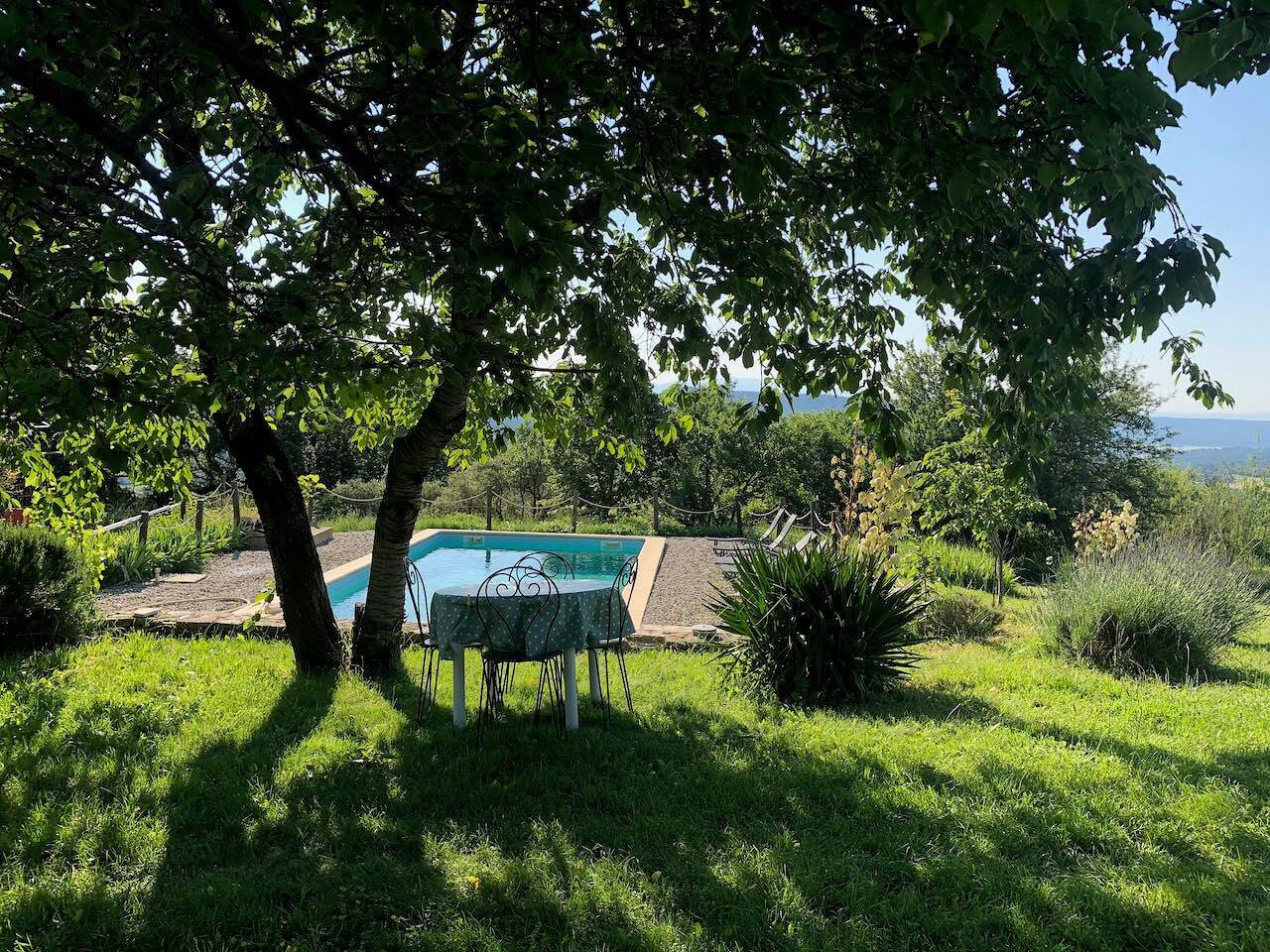 Maison de campagne 'La Colle En Provence Main House' avec vue montagne, piscine privée et Wi-Fi in Montlaux, Région de Forcalquier
